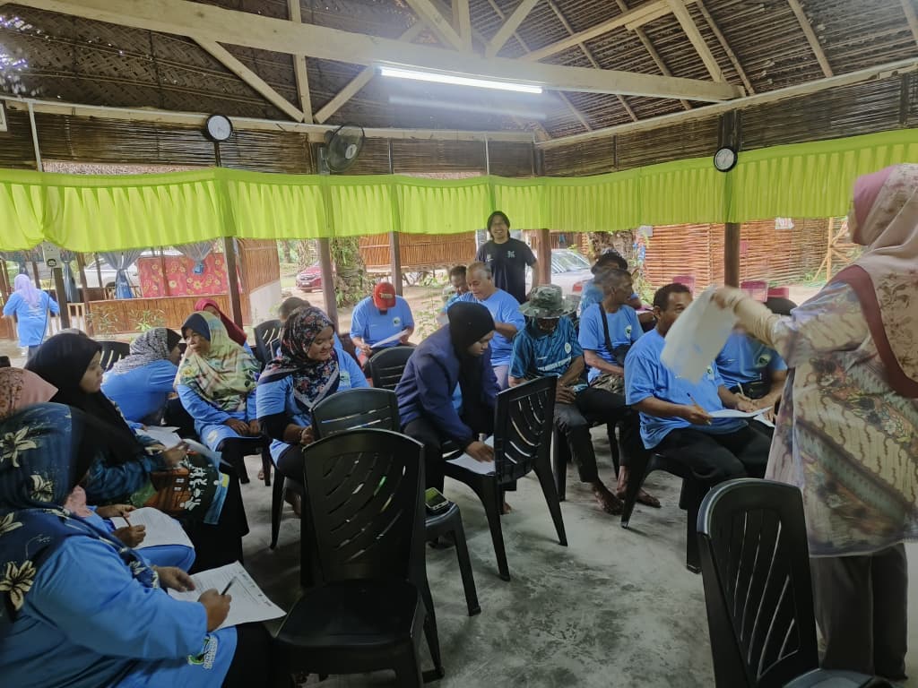 Projek Pemerkasaan Komuniti Orang Asli Di Kampung Kenang Sungat Siput, Perak Melalui Program Ekopelancongan Pendidikan